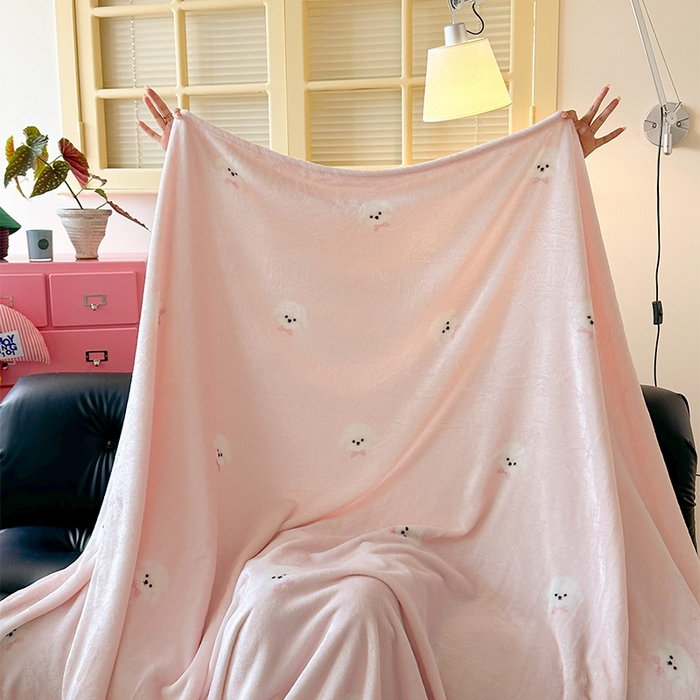 91家纺网 家纺一手货源 找家纺 贝扬思家纺 2025新款四季款双面印花牛奶绒毛毯空调毯 可爱狗头-粉