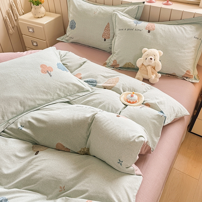 91家纺网 家纺一手货源 找家纺 金盛纺 2025新款全棉纯棉加厚磨毛印花四件套 柏林少女