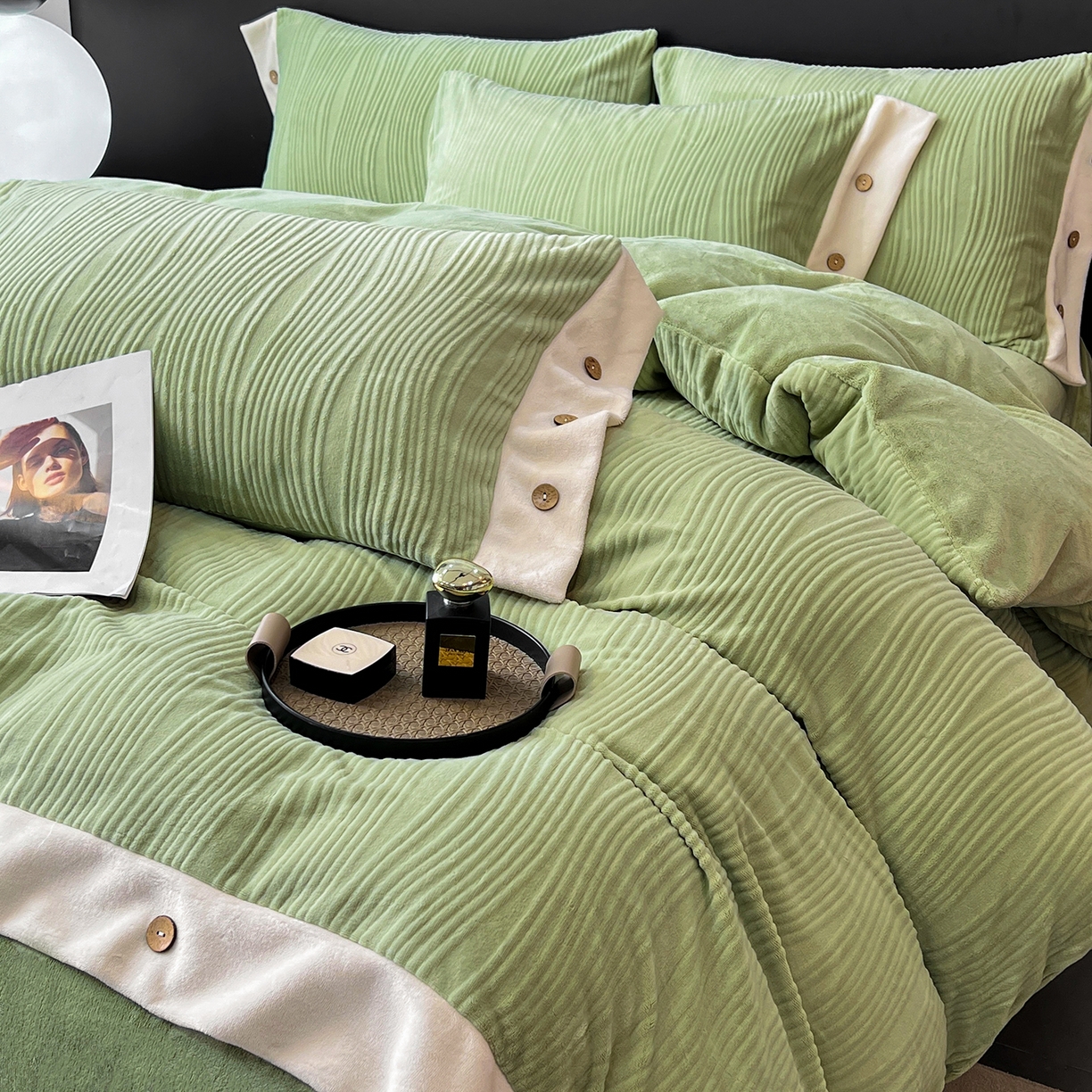 （总）慕希家纺 2025新款亲肤舒适高克重牛奶绒纽扣款四件套