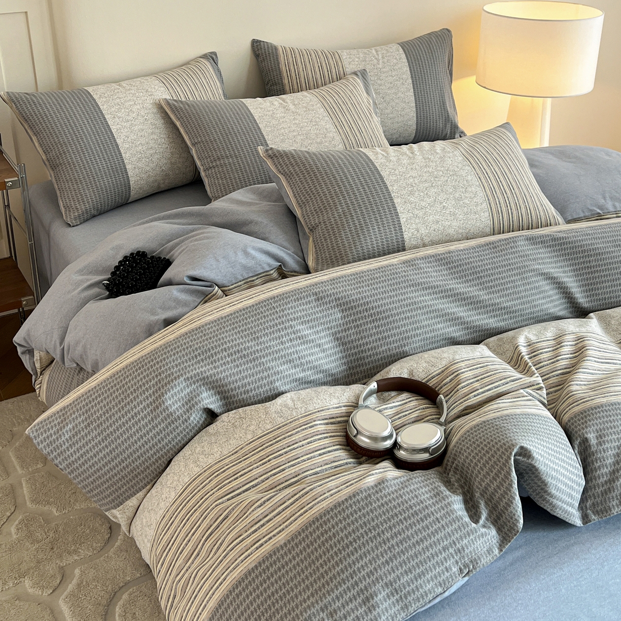 91家纺网 家纺一手货源 找家纺 盛馨家纺 2025新款秋冬复古北欧风百分百棉全棉纯棉磨毛加厚纯棉磨毛四件套 布鲁斯-灰