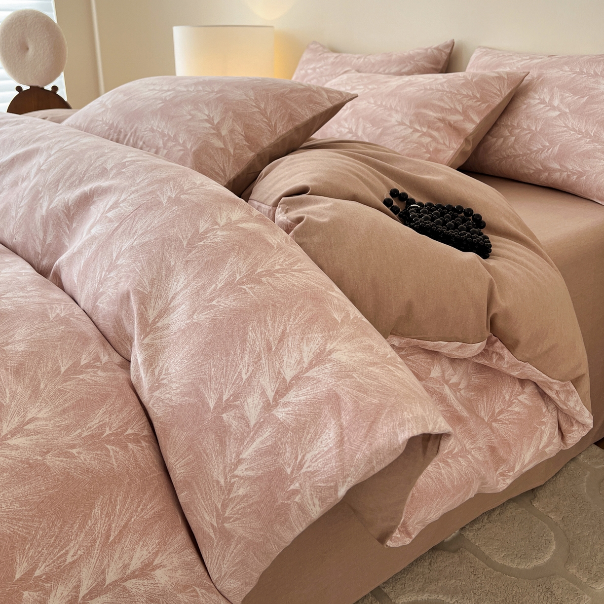 91家纺网 家纺一手货源 找家纺 盛馨家纺 2025新款秋冬复古北欧风百分百棉全棉纯棉磨毛加厚纯棉磨毛四件套 丰收季节-豆沙