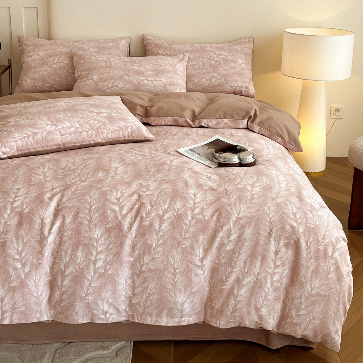 91家纺网 家纺一手货源 找家纺 盛馨家纺 2025新款秋冬复古北欧风百分百棉全棉纯棉磨毛加厚纯棉磨毛四件套 丰收季节-豆沙