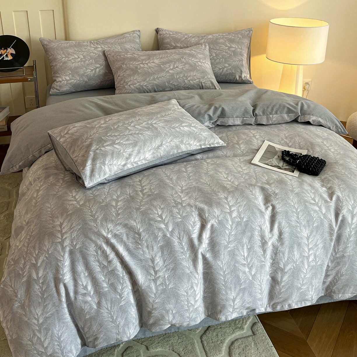 91家纺网 家纺一手货源 找家纺 盛馨家纺 2025新款秋冬复古北欧风百分百棉全棉纯棉磨毛加厚纯棉磨毛四件套 丰收季节-灰