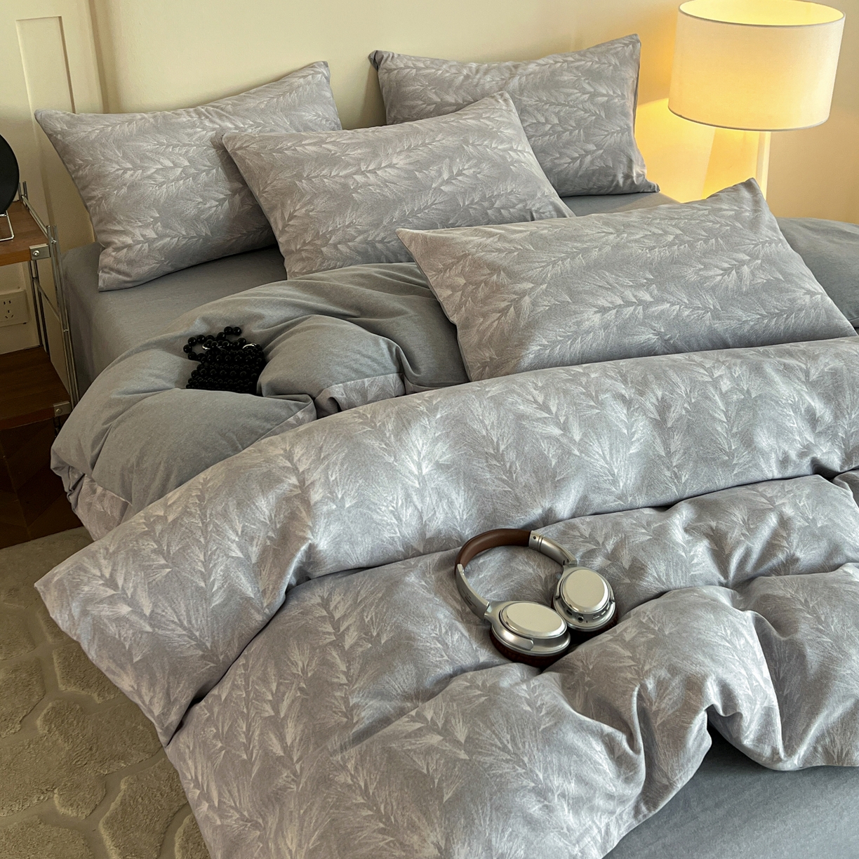 91家纺网 家纺一手货源 找家纺 盛馨家纺 2025新款秋冬复古北欧风百分百棉全棉纯棉磨毛加厚纯棉磨毛四件套 丰收季节-灰