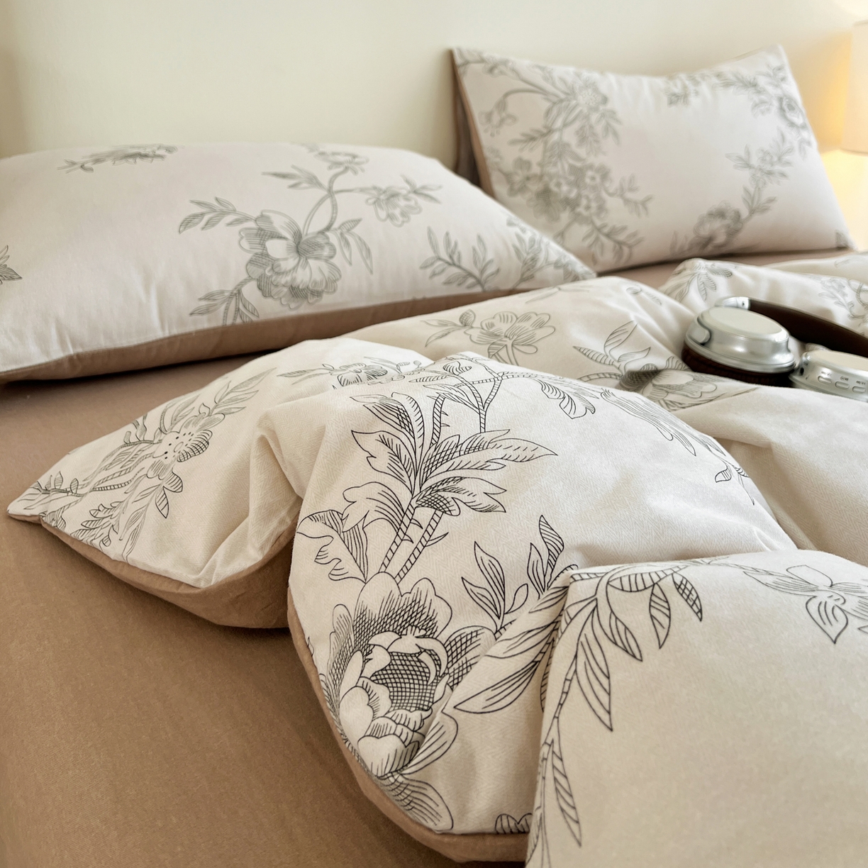 91家纺网 家纺一手货源 找家纺 盛馨家纺 2025新款秋冬复古北欧风百分百棉全棉纯棉磨毛加厚纯棉磨毛四件套 暖阳