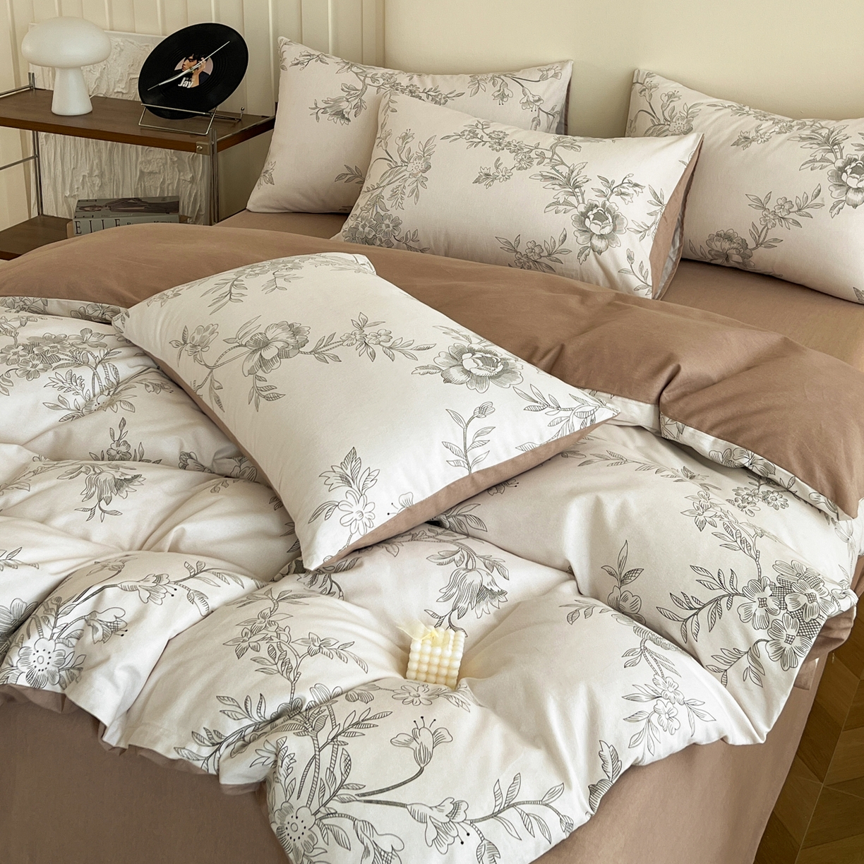 91家纺网 家纺一手货源 找家纺 盛馨家纺 2025新款秋冬复古北欧风百分百棉全棉纯棉磨毛加厚纯棉磨毛四件套 暖阳