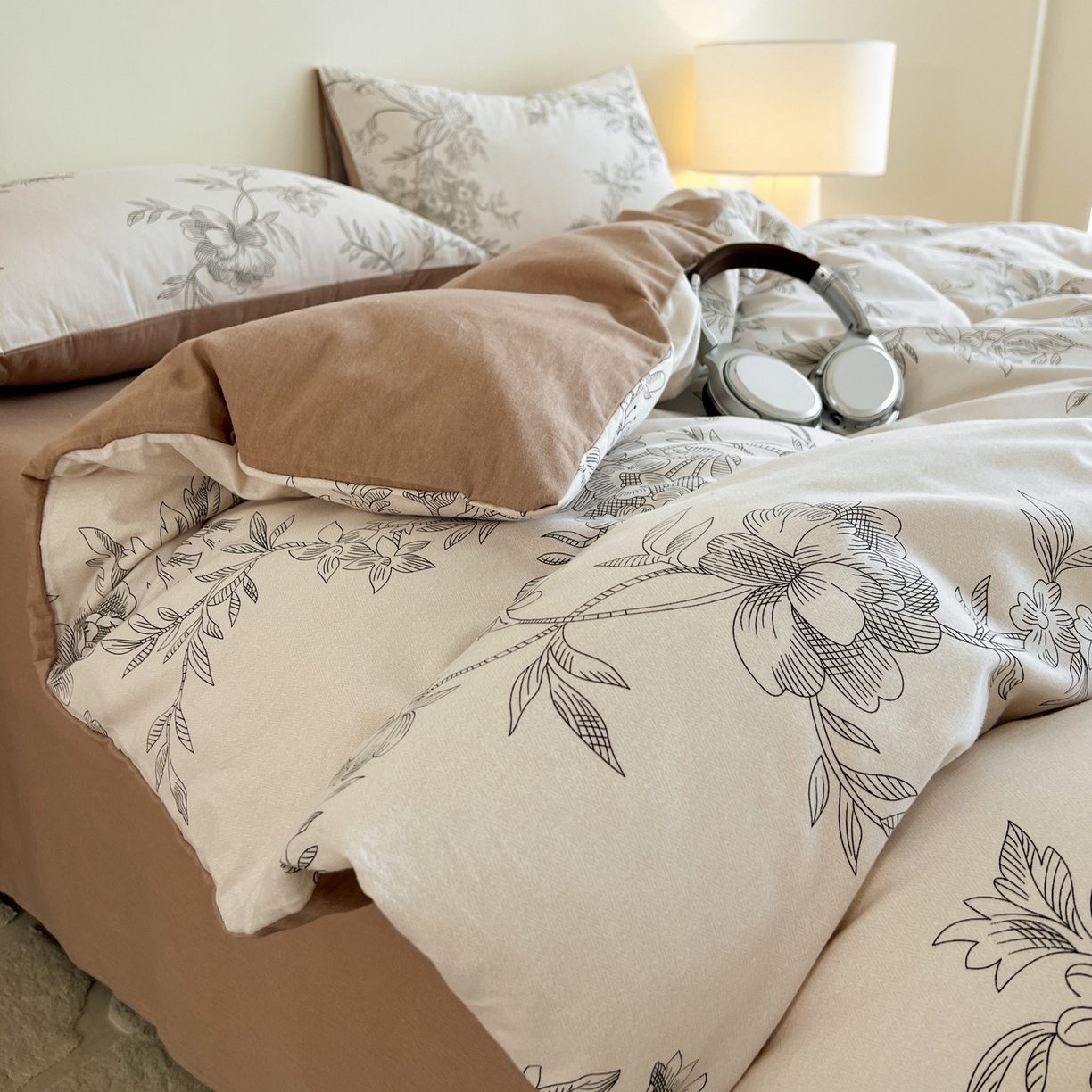 91家纺网 家纺一手货源 找家纺 盛馨家纺 2025新款秋冬复古北欧风百分百棉全棉纯棉磨毛加厚纯棉磨毛四件套 暖阳