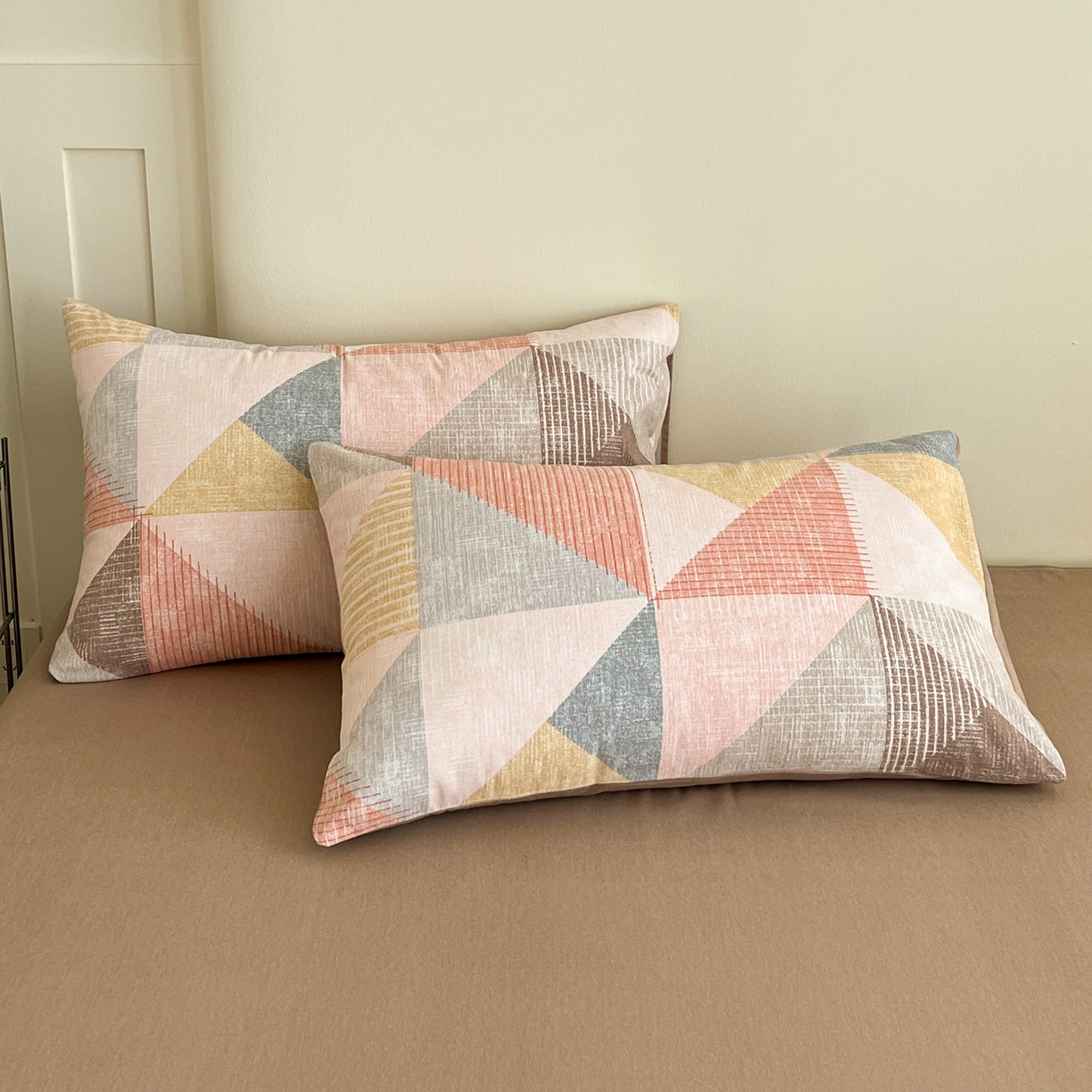 91家纺网 家纺一手货源 找家纺 盛馨家纺 2025新款秋冬复古北欧风百分百棉全棉纯棉磨毛加厚纯棉磨毛四件套 七彩格