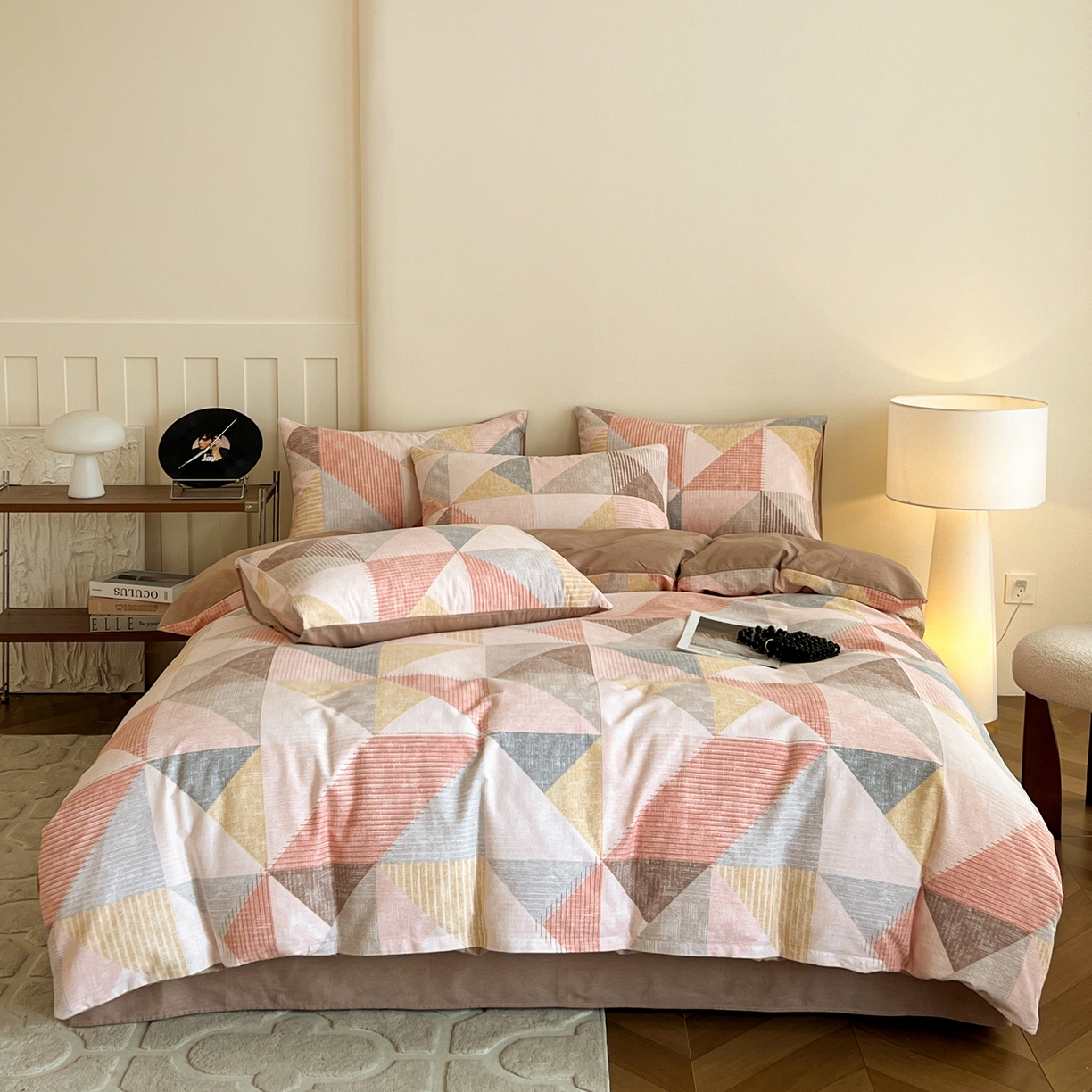 91家纺网 家纺一手货源 找家纺 盛馨家纺 2025新款秋冬复古北欧风百分百棉全棉纯棉磨毛加厚纯棉磨毛四件套 七彩格