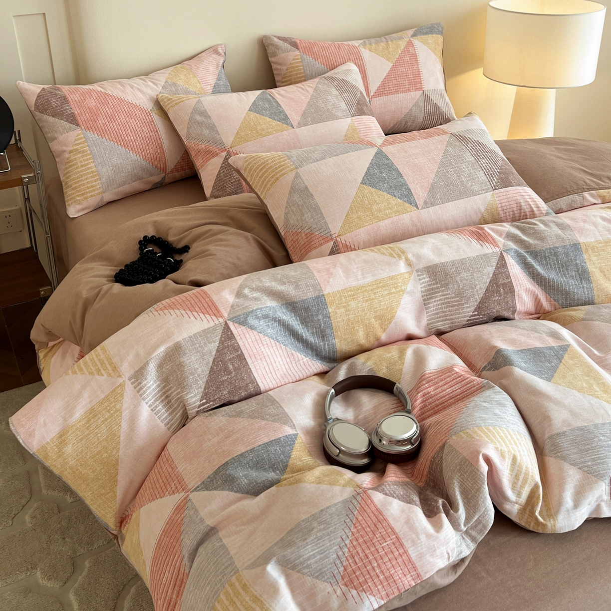 91家纺网 家纺一手货源 找家纺 盛馨家纺 2025新款秋冬复古北欧风百分百棉全棉纯棉磨毛加厚纯棉磨毛四件套 七彩格