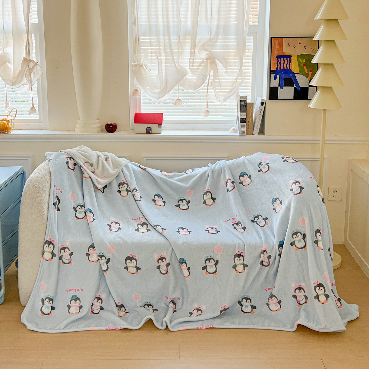 91家纺网 家纺一手货源 找家纺 初念 2025新款四季款双面牛奶绒多功能毛毯 QQ企鹅