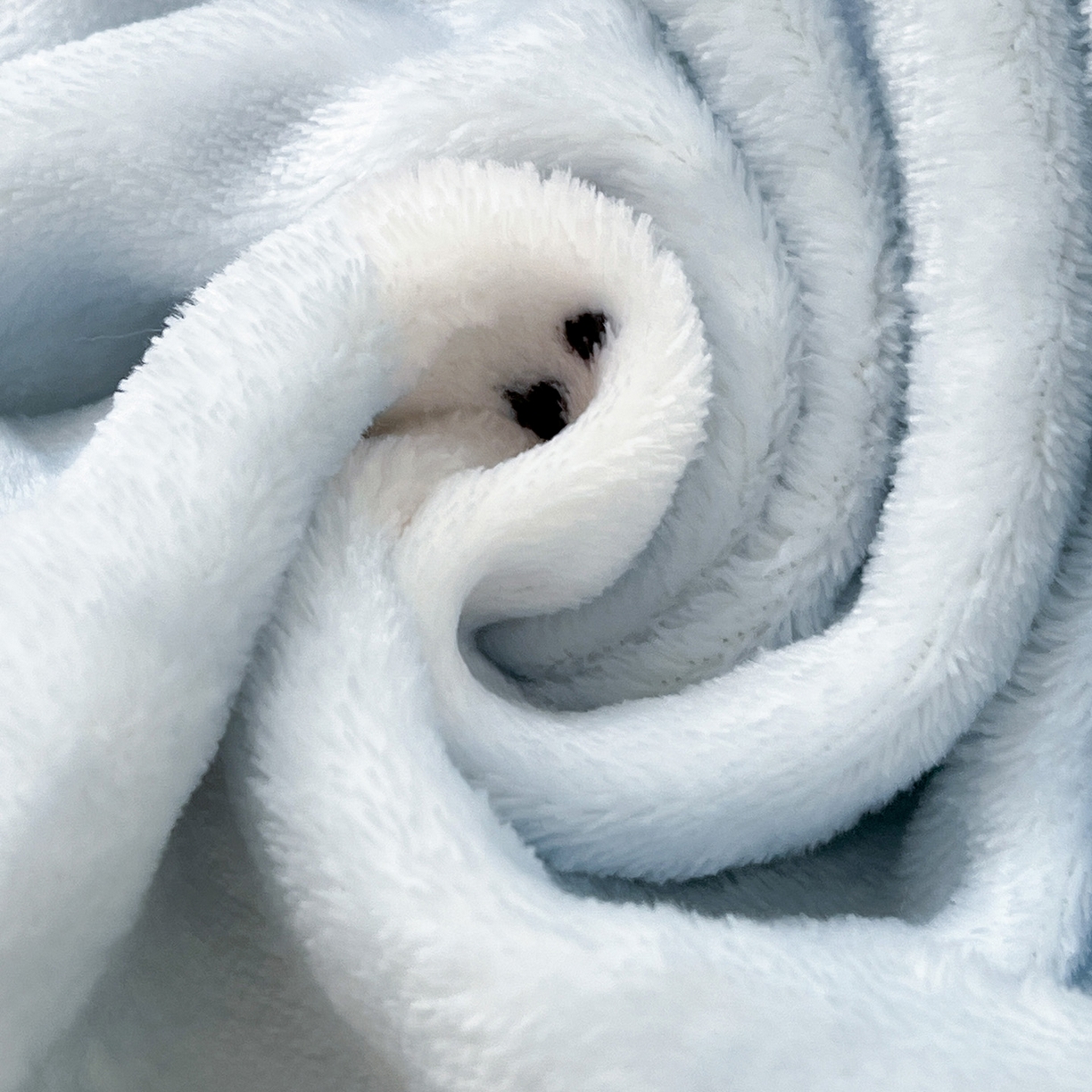 91家纺网 家纺一手货源 找家纺 初念 2025新款四季款双面牛奶绒多功能毛毯 可爱狗头-蓝