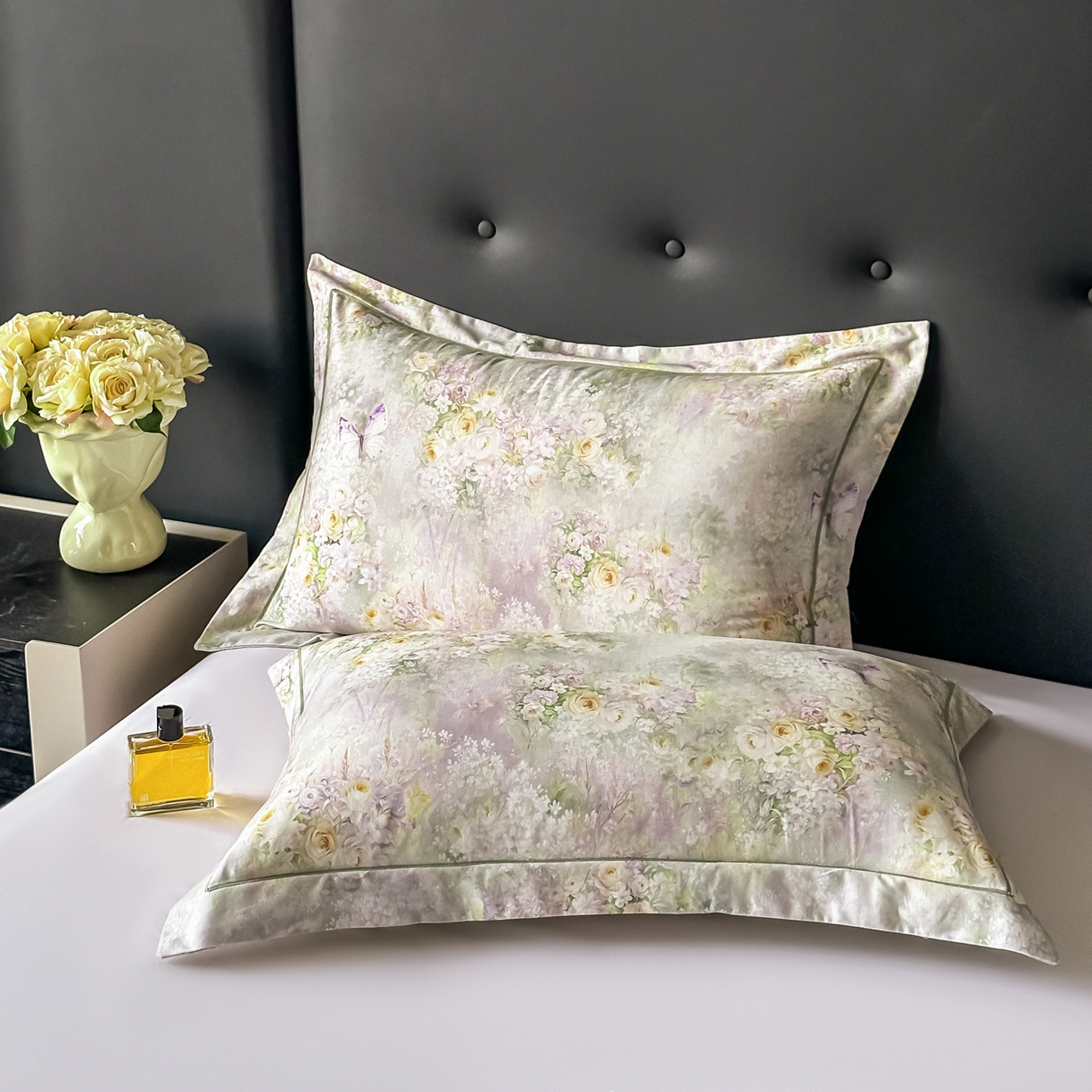 91家纺网 家纺一手货源 找家纺 益利多 2025新款纯棉A类全棉枕套加厚磨毛印花两只装枕头套信封开口48x74/50x80 雾野花蝶绿