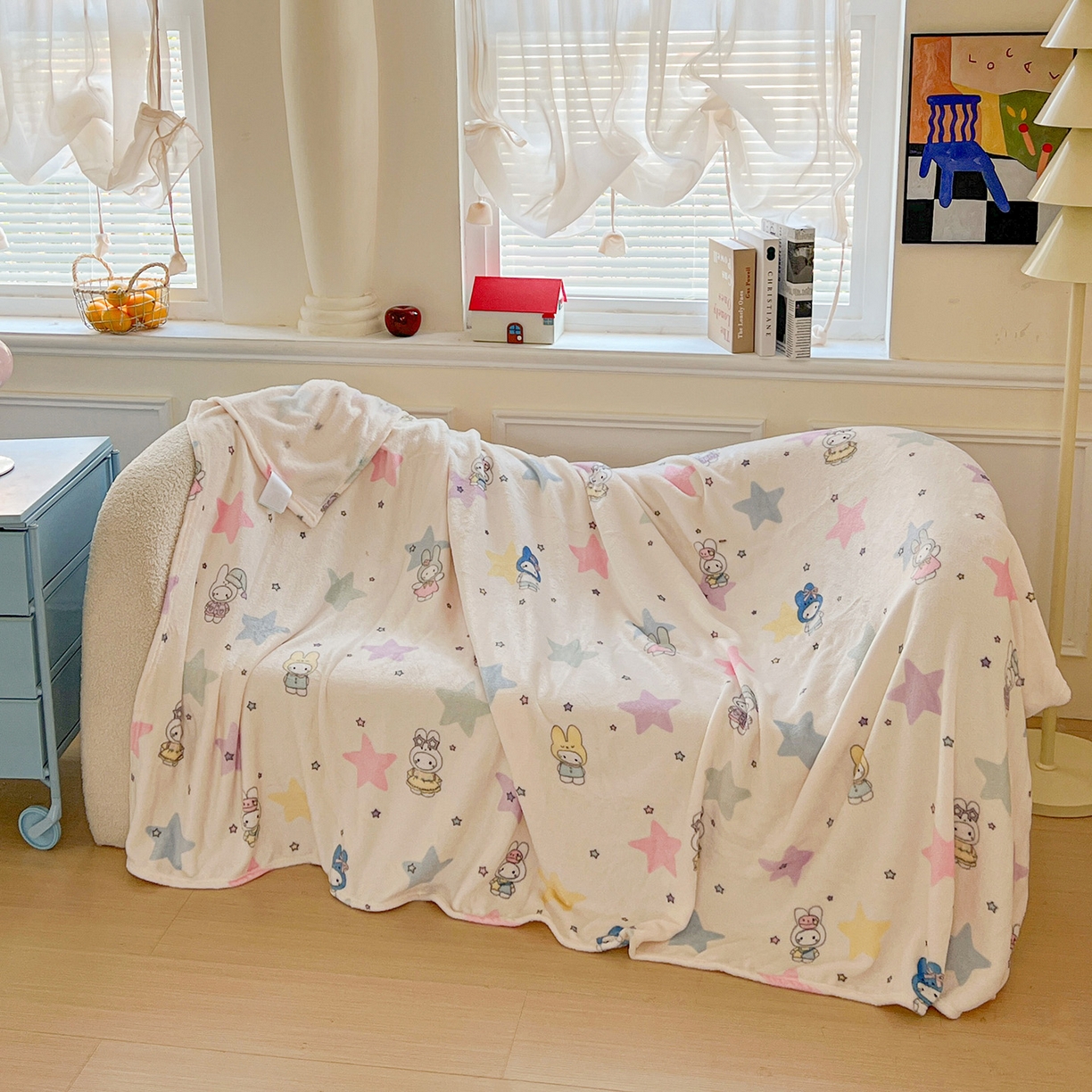 91家纺网 家纺一手货源 找家纺 初念 2025新款四季款双面牛奶绒多功能毛毯 星星米菲