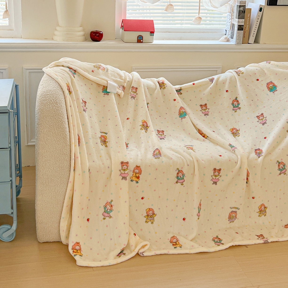 91家纺网 家纺一手货源 找家纺 初念 2025新款四季款双面牛奶绒多功能毛毯 萌萌女孩