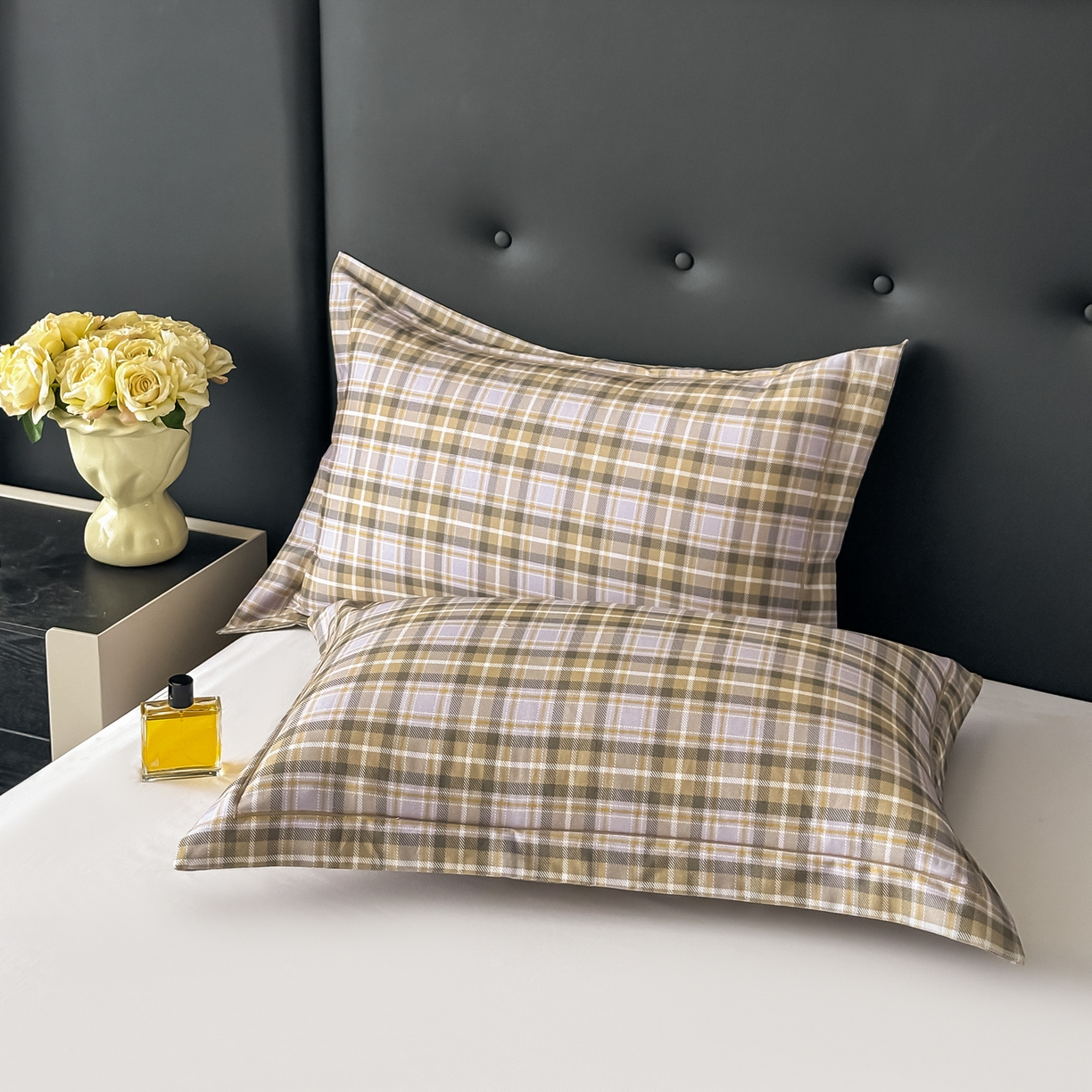 91家纺网 家纺一手货源 找家纺 益利多 2025新款纯棉A类全棉枕套加厚磨毛印花两只装枕头套信封开口48x74/50x80 格韵-咖