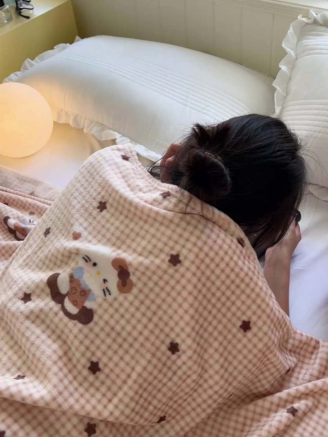 91家纺网 家纺一手货源 找家纺 初念 2025新款四季款双面牛奶绒多功能毛毯 咖星小猫