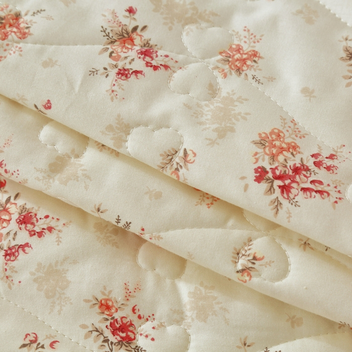 91家纺网 家纺一手货源 找家纺 益利多 2025新款130*70全棉斜纹夹棉绗缝小花边床盖纯棉加厚床盖三件套 繁花似锦