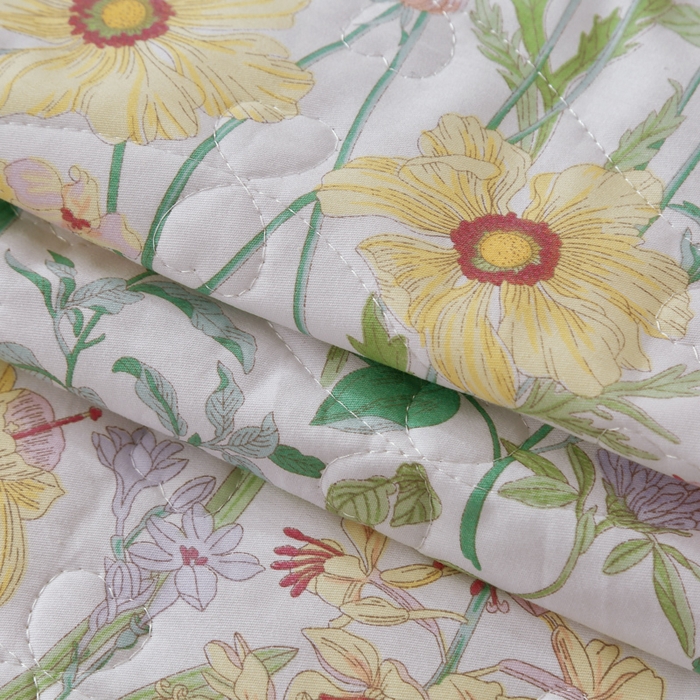 91家纺网 家纺一手货源 找家纺 益利多 2025新款130*70全棉斜纹夹棉绗缝小花边床盖纯棉加厚床盖三件套 清风佳人