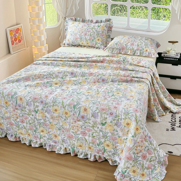 91家纺网 家纺一手货源 找家纺 益利多 2025新款130*70全棉斜纹夹棉绗缝小花边床盖纯棉加厚床盖三件套 清风佳人