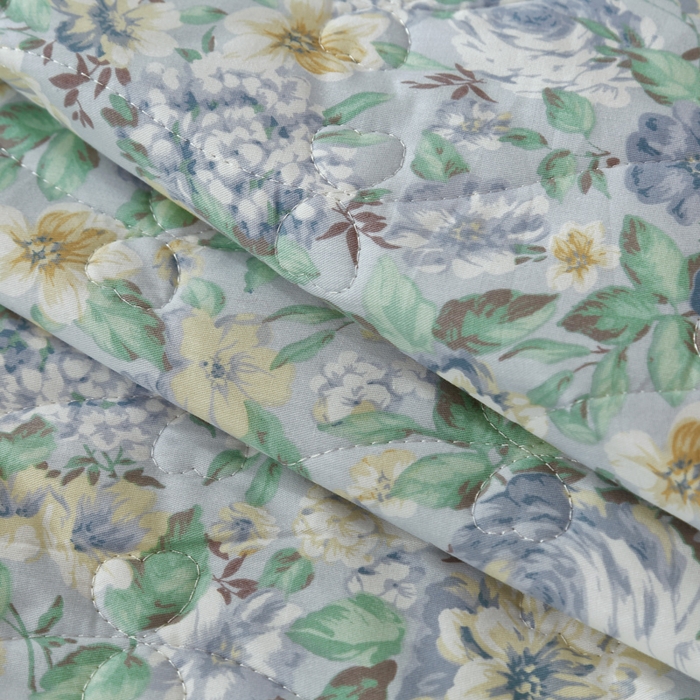 91家纺网 家纺一手货源 找家纺 （总）益利多 2025新款130*70全棉斜纹夹棉绗缝小花边床盖纯棉加厚床盖三件套