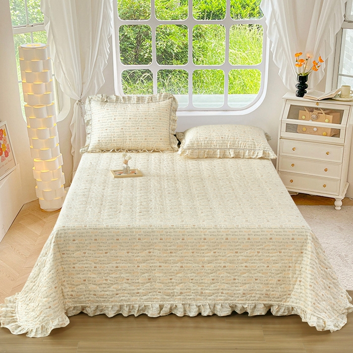 91家纺网 家纺一手货源 找家纺 （总）益利多 2025新款130*70全棉斜纹夹棉绗缝小花边床盖纯棉加厚床盖三件套