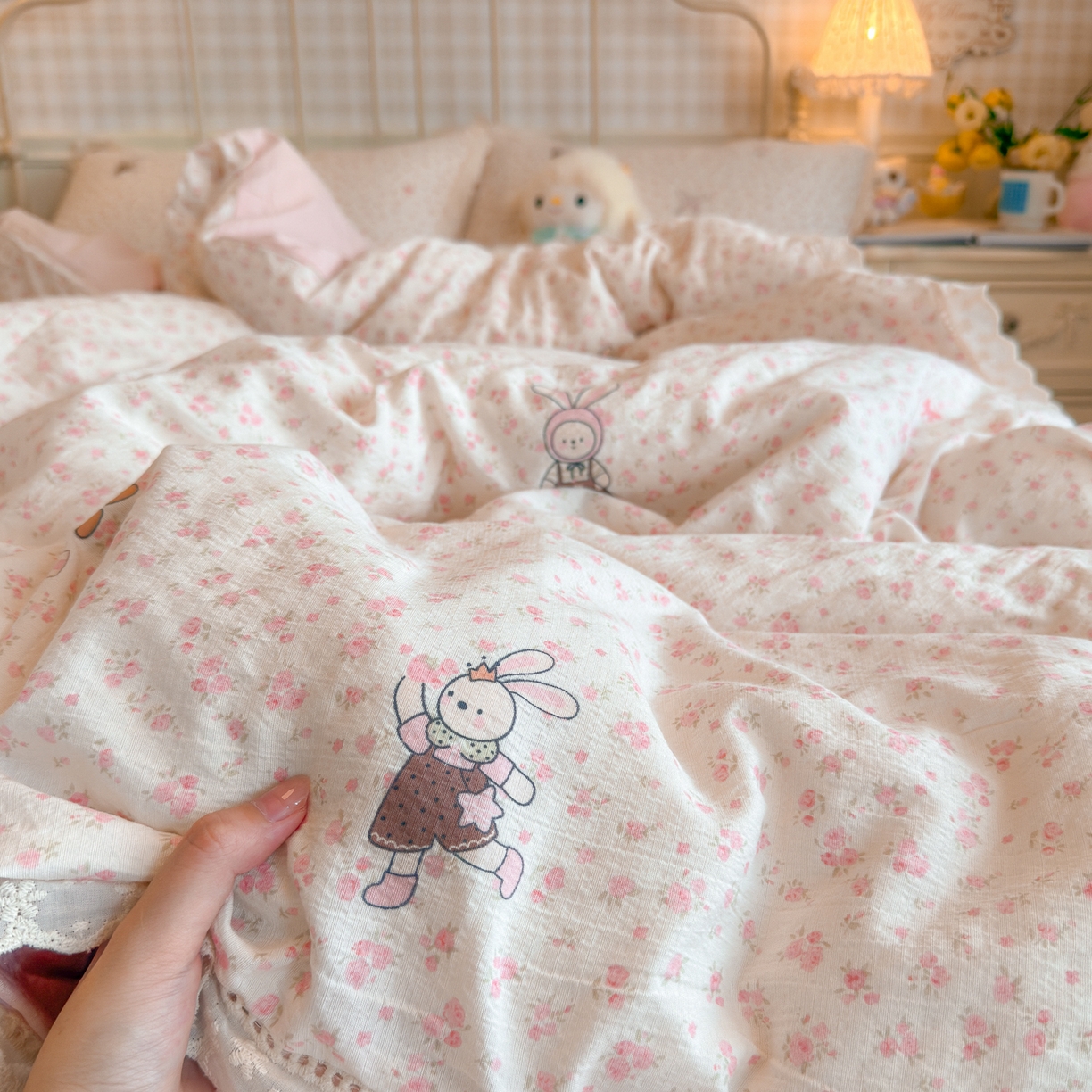 91家纺网 家纺一手货源 找家纺 初念 2025新款1云感双层纱四件套-梦华 梦华-芭比兔