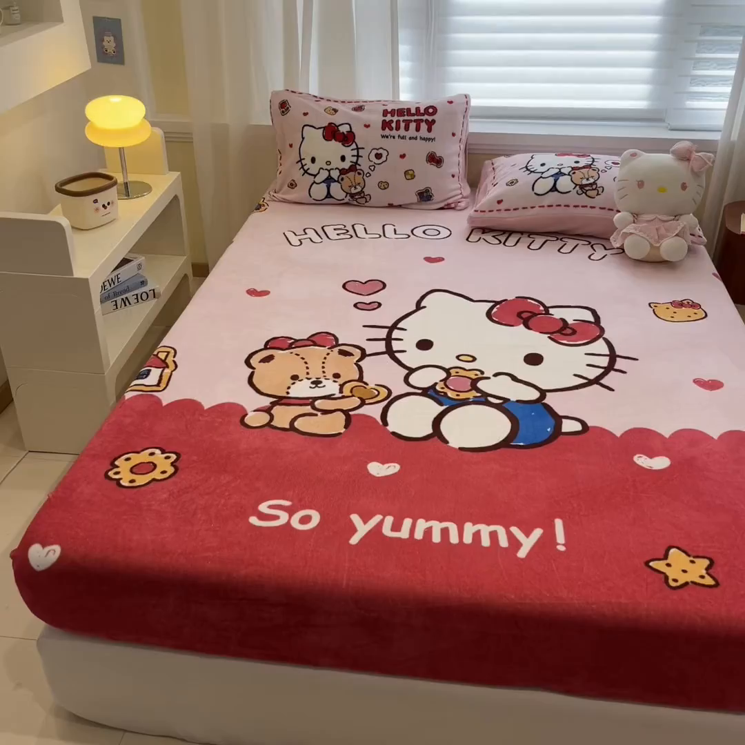 91家纺网 家纺一手货源 找家纺 （总）金爱家 2025新款大版三丽鸥高克重牛奶绒保暖床笠