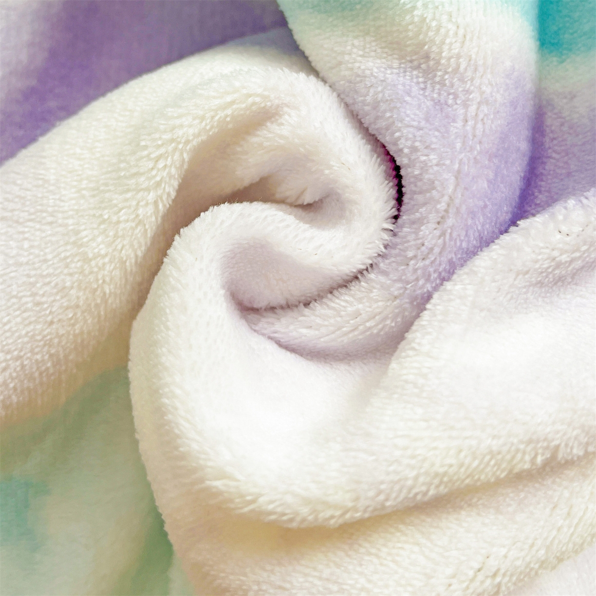 91家纺网 家纺一手货源 找家纺 名兮 2025新款秋冬高克重牛奶绒羊羔绒多功能盖毯 毛毯-彩色的梦