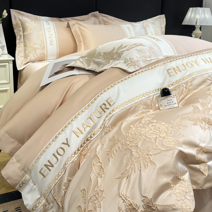 91家纺网 家纺一手货源 找家纺 博纳家纺 2025新款亲服棉宽边高级简奢款绣花四件套-盛世年华 香槟