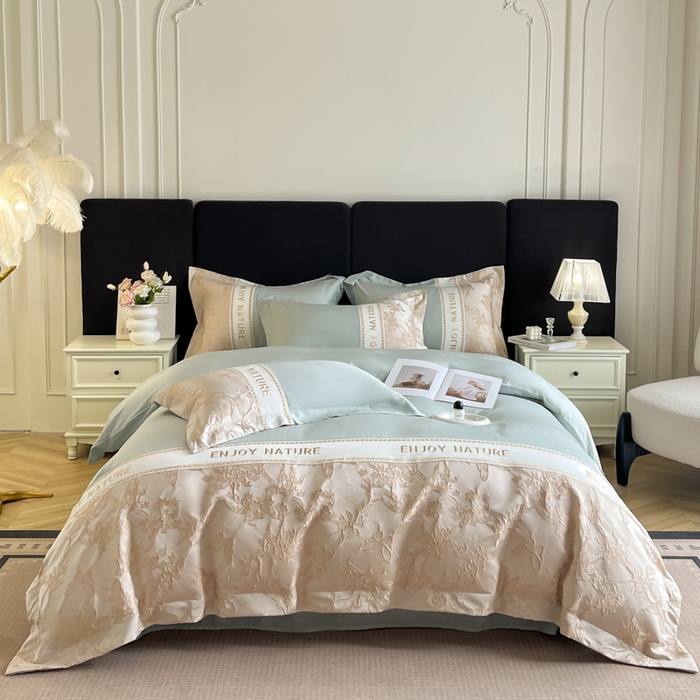 91家纺网 家纺一手货源 找家纺 博纳家纺 2025新款亲服棉宽边高级简奢款绣花四件套-盛世年华 繁星蓝