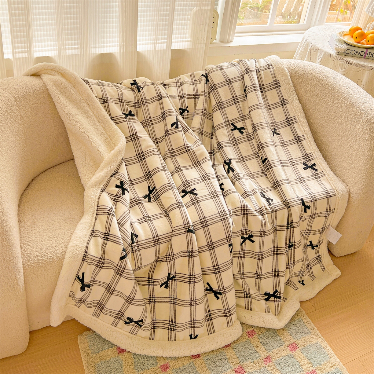 91家纺网 家纺一手货源 找家纺 名兮 2025新款秋冬高克重牛奶绒羊羔绒多功能盖毯 毛毯-格子蝴蝶结