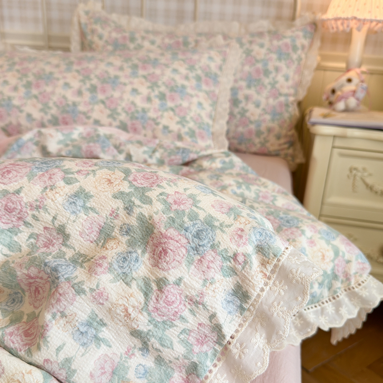 91家纺网 家纺一手货源 找家纺 初念 2025新款1云感双层纱四件套-梦华 梦华-童话星岛