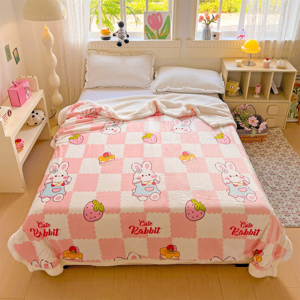 91家纺网 家纺一手货源 找家纺 名兮 2025新款秋冬高克重牛奶绒羊羔绒多功能盖毯 毛毯-格子兔