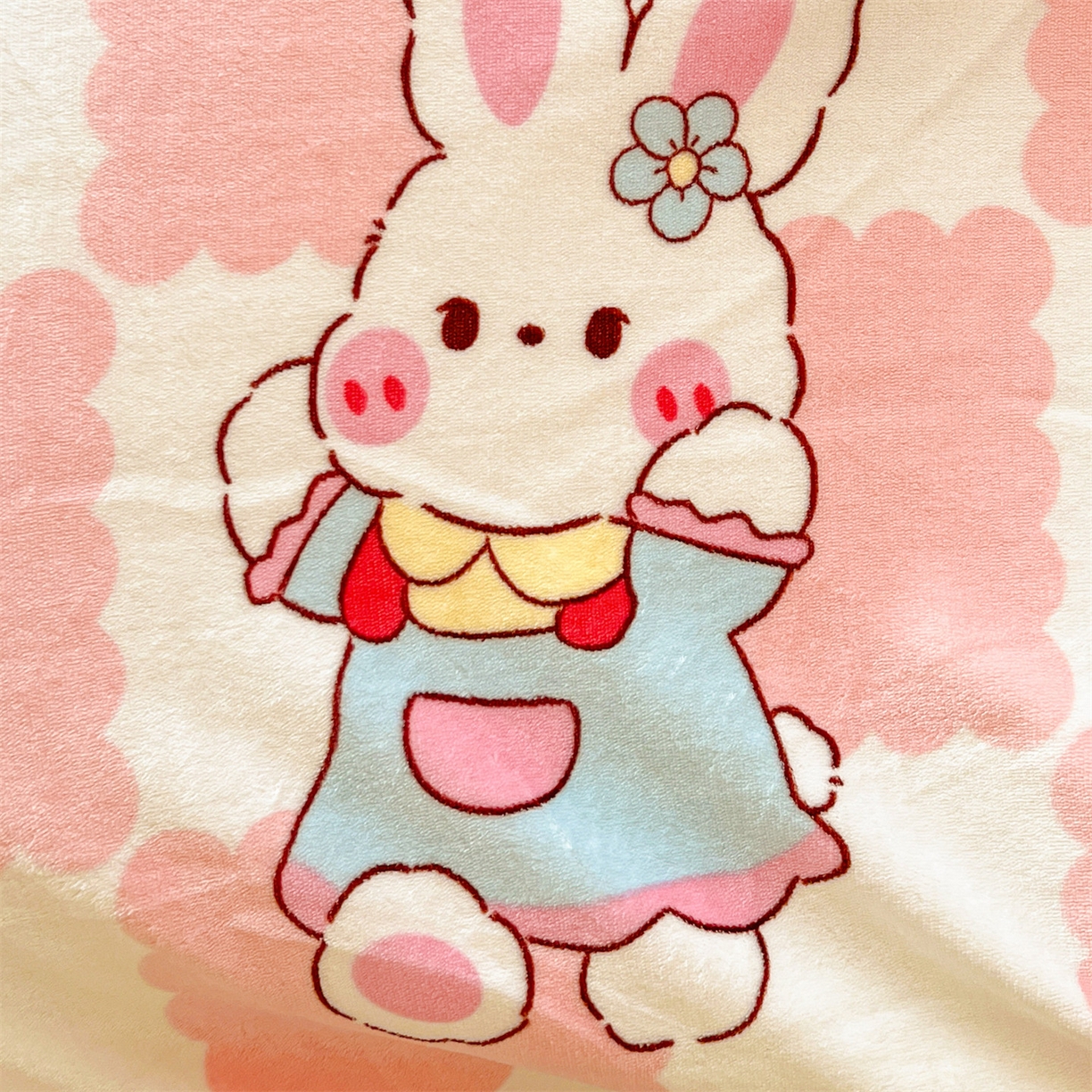 91家纺网 家纺一手货源 找家纺 名兮 2025新款秋冬高克重牛奶绒羊羔绒多功能盖毯 毛毯-格子兔