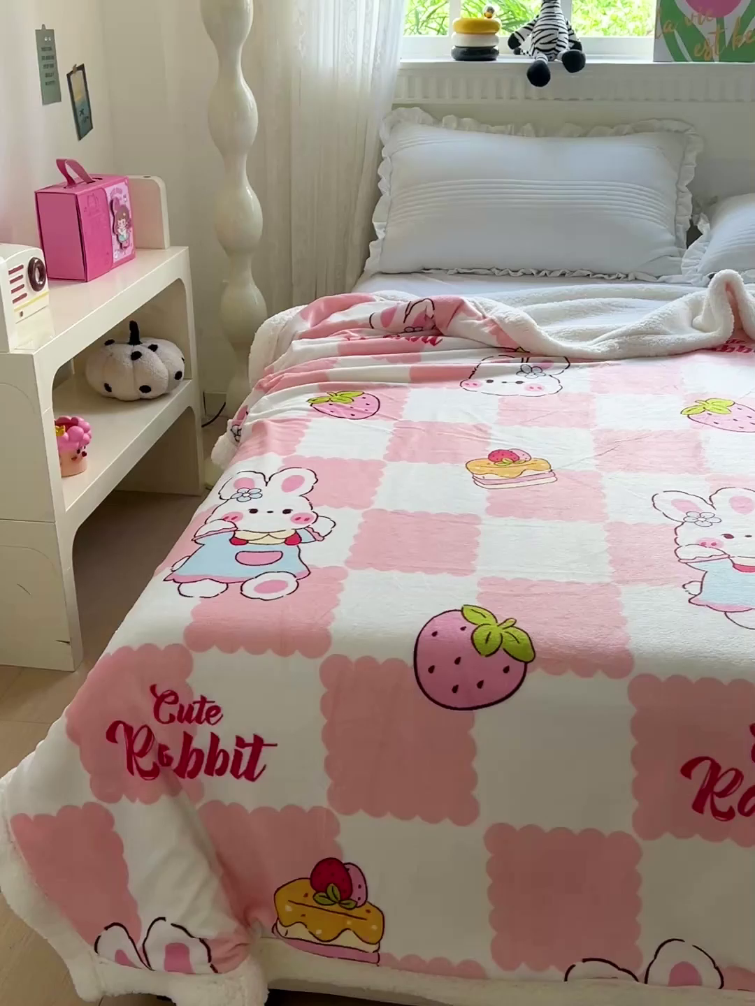 91家纺网 家纺一手货源 找家纺 名兮 2025新款秋冬高克重牛奶绒羊羔绒多功能盖毯 毛毯-格子兔