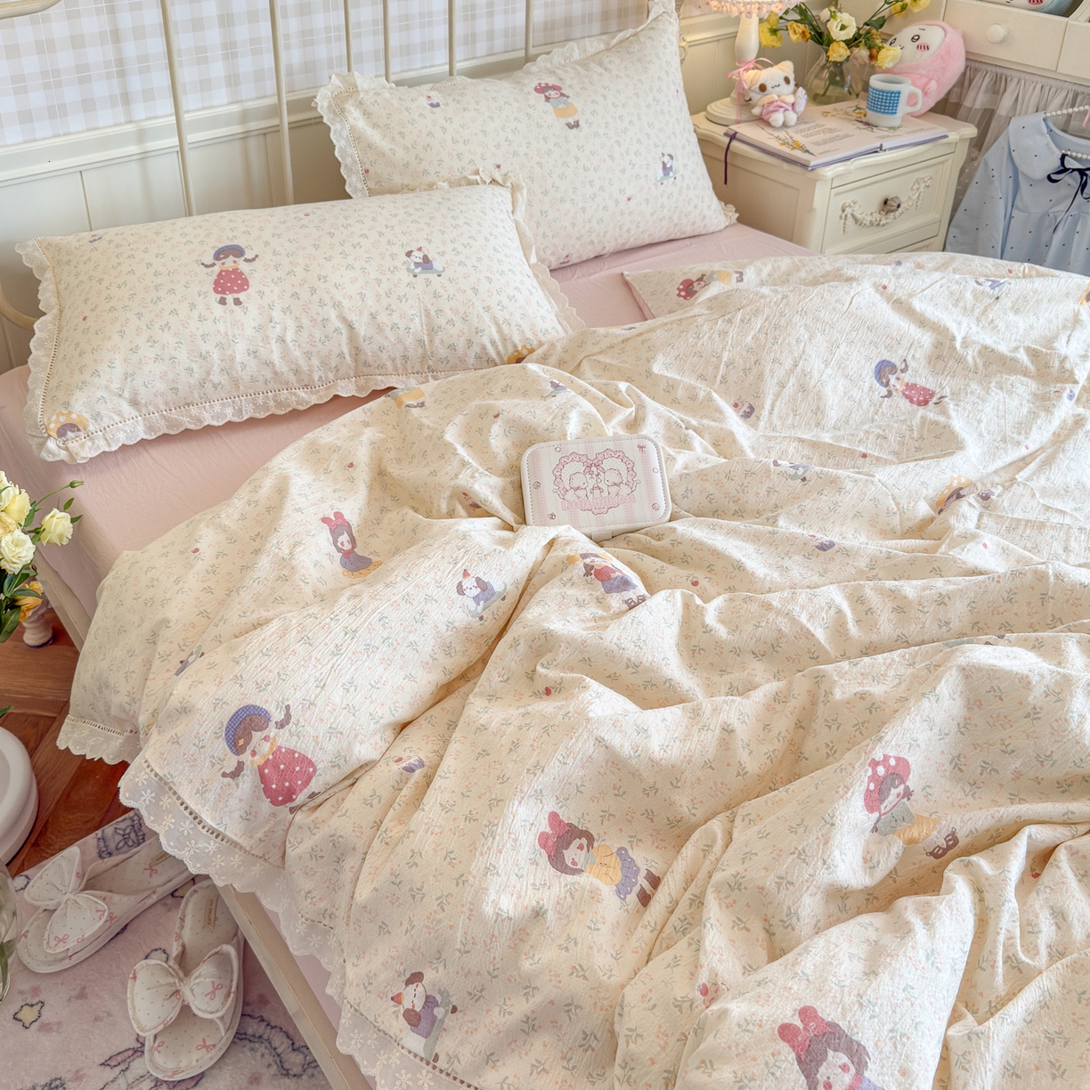 91家纺网 家纺一手货源 找家纺 初念 2025新款1云感双层纱四件套-梦华 梦华-花丛女孩