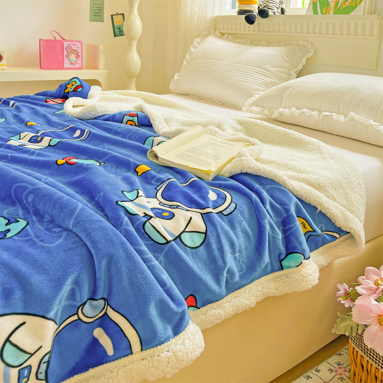 91家纺网 家纺一手货源 找家纺 名兮 2025新款秋冬高克重牛奶绒羊羔绒多功能盖毯 毛毯-太空人