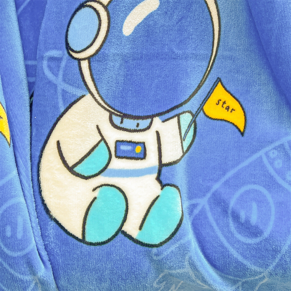 91家纺网 家纺一手货源 找家纺 名兮 2025新款秋冬高克重牛奶绒羊羔绒多功能盖毯 毛毯-太空人