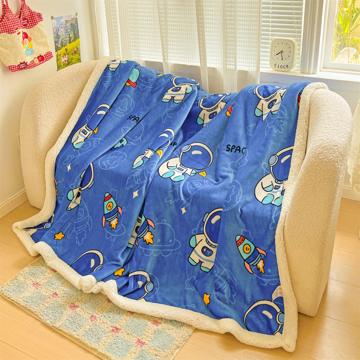 91家纺网 家纺一手货源 找家纺 名兮 2025新款秋冬高克重牛奶绒羊羔绒多功能盖毯 毛毯-太空人