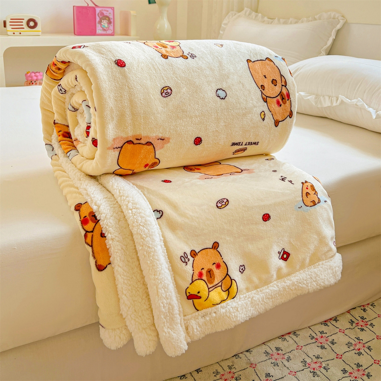 名兮 2025新款秋冬高克重牛奶绒羊羔绒多功能盖毯 毛毯-贪吃巴拉
