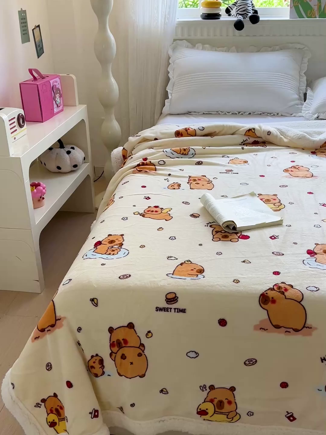 91家纺网 家纺一手货源 找家纺 名兮 2025新款秋冬高克重牛奶绒羊羔绒多功能盖毯 毛毯-贪吃巴拉