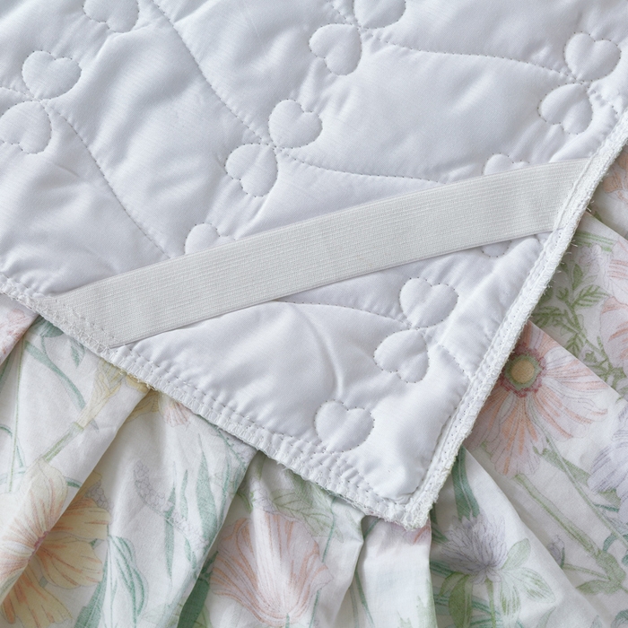 91家纺网 家纺一手货源 找家纺 益利多 2025新款全棉碎花纯棉卡通夹棉床裙单床裙三件套 清风佳人