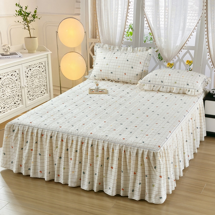 91家纺网 家纺一手货源 找家纺 益利多 2025新款全棉碎花纯棉卡通夹棉床裙单床裙三件套 橘络