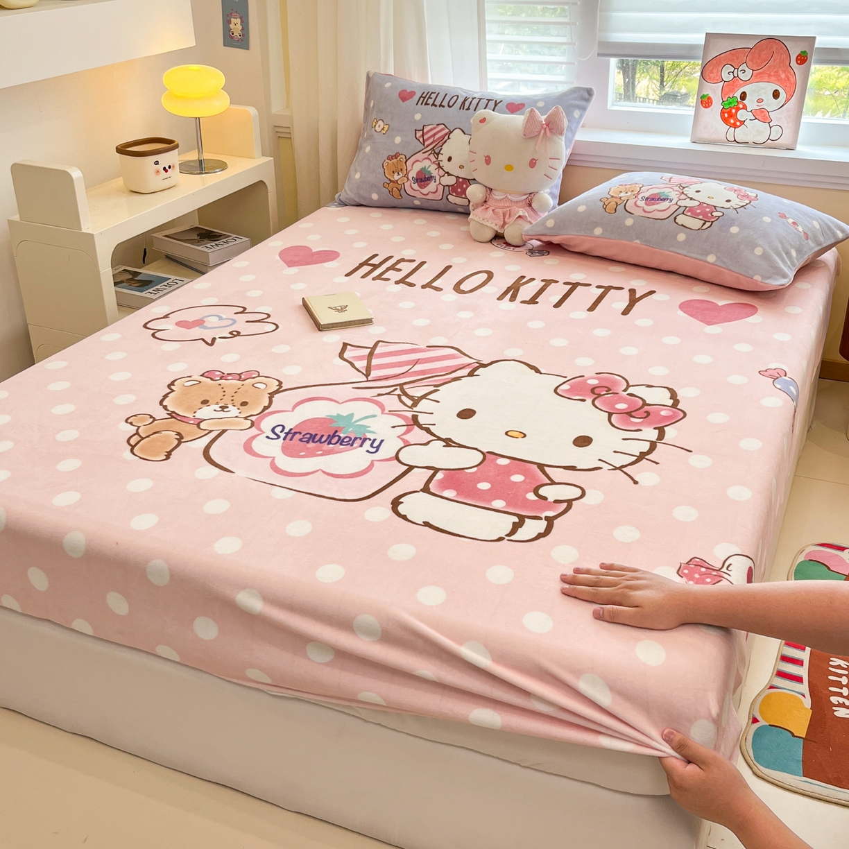 91家纺网 家纺一手货源 找家纺 （总）金爱家 2025新款大版三丽鸥高克重牛奶绒保暖床笠