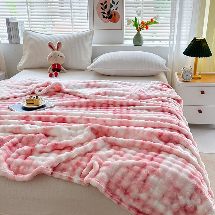 91家纺网 家纺一手货源 找家纺 栩裕纺织 2025春夏新款仿兔毛泡泡绒毛毯毯子多功能盖毯-炫彩系列 炫彩粉