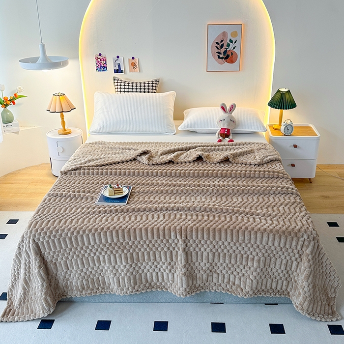 91家纺网 家纺一手货源 找家纺 栩裕纺织 2025春夏新款子母金龟绒毛毯毯子 咖色