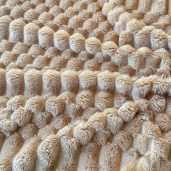 91家纺网 家纺一手货源 找家纺 栩裕纺织 2025春夏新款子母金龟绒毛毯毯子 咖色