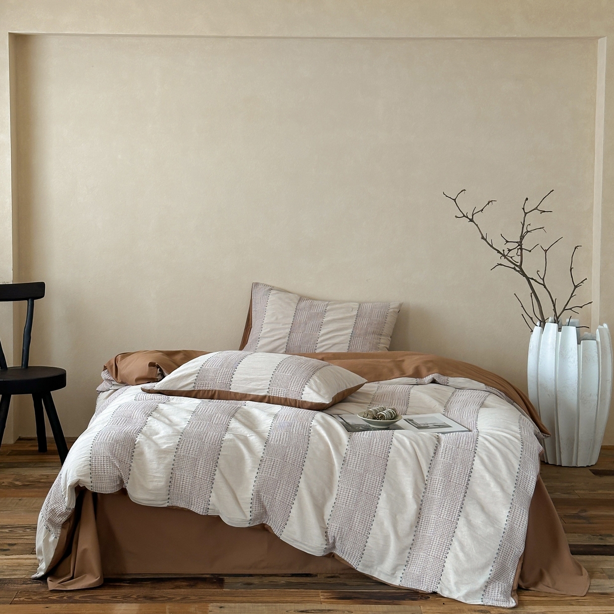 91家纺网 家纺一手货源 找家纺 云上 2025新款法式全棉纯棉串绳华夫格四件套 串绳-卡其