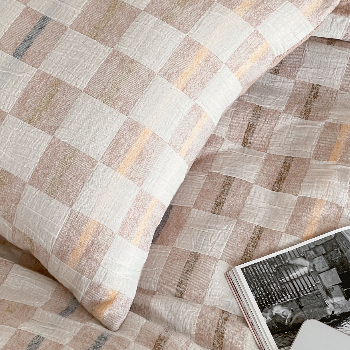 91家纺网 家纺一手货源 找家纺 （总）云上 2025新款三层纱全棉纯棉色织大提花曲奇格子四件套